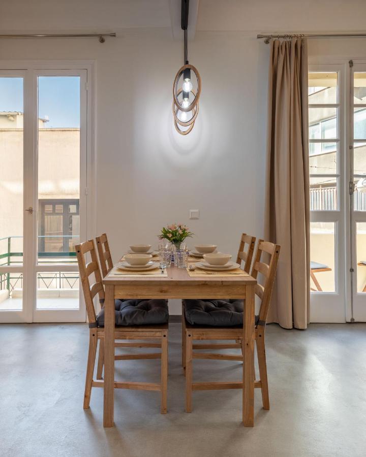 Christiana'S Lovely Apartment In Psyri, Athens Ngoại thất bức ảnh